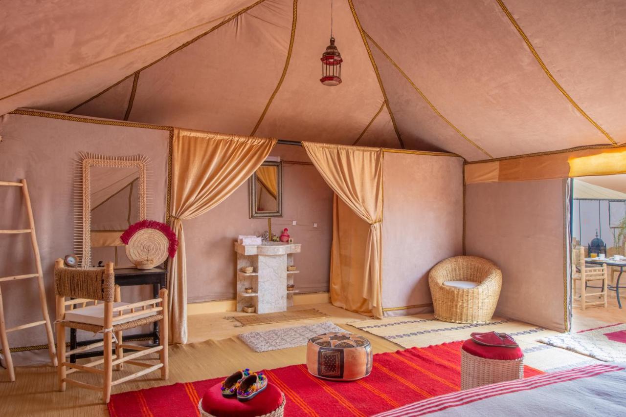 Sanmao Desert Luxury Camp Мерзуга Экстерьер фото