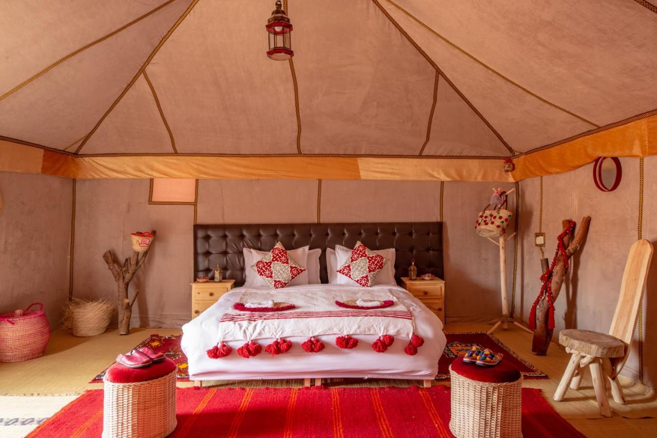 Sanmao Desert Luxury Camp Мерзуга Экстерьер фото