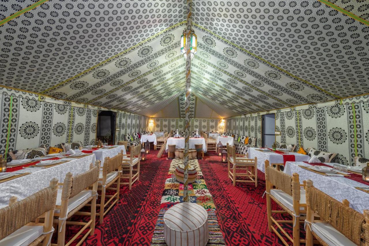 Sanmao Desert Luxury Camp Мерзуга Экстерьер фото