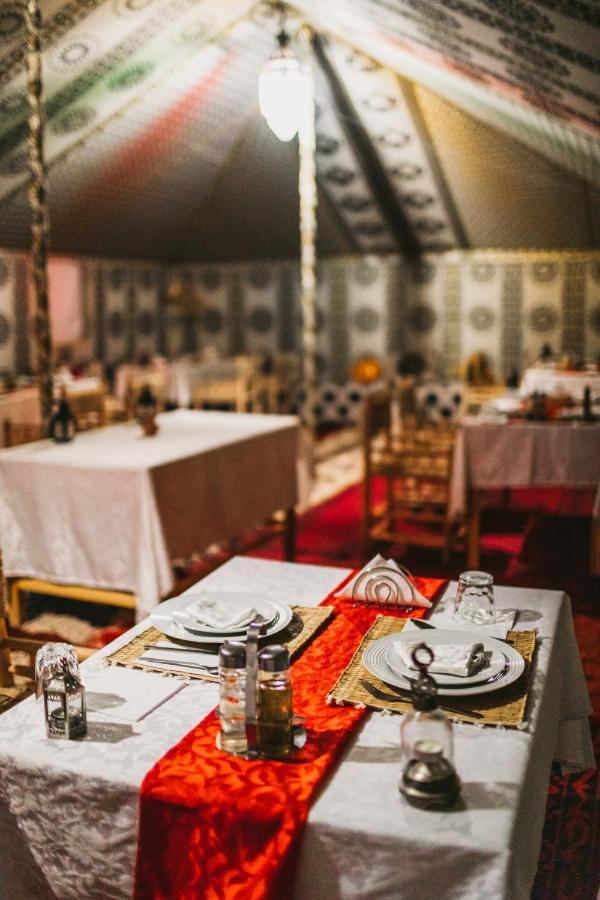 Sanmao Desert Luxury Camp Мерзуга Экстерьер фото