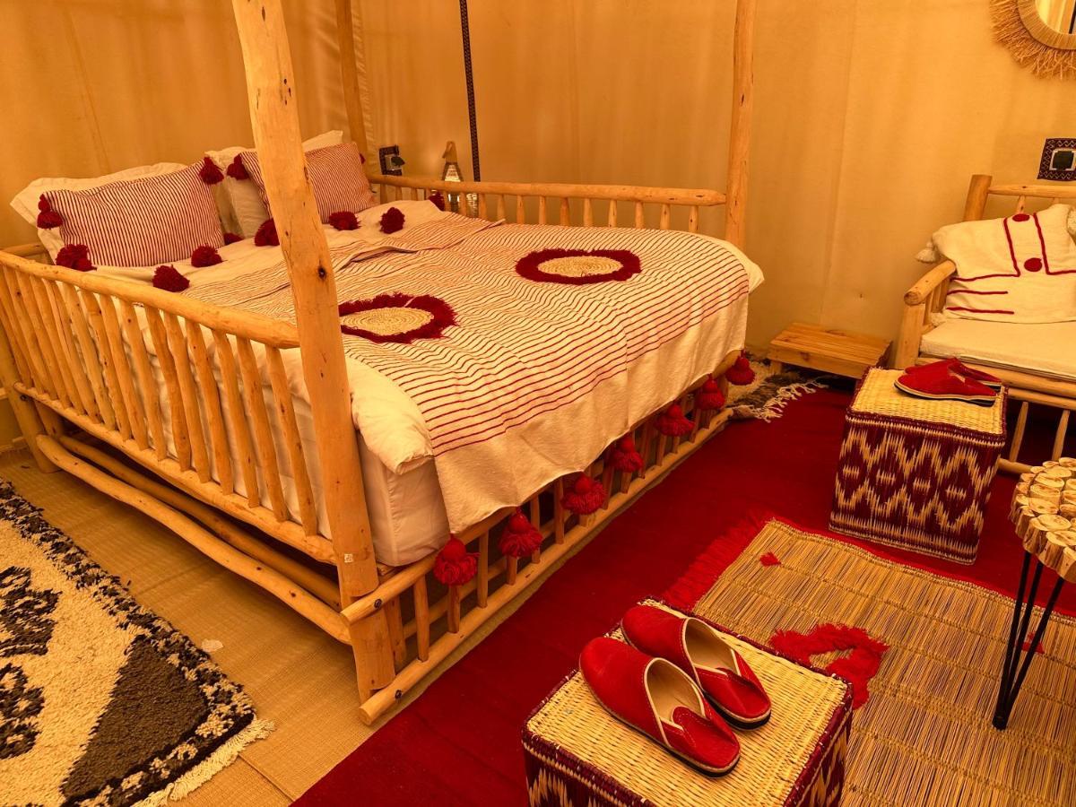 Sanmao Desert Luxury Camp Мерзуга Экстерьер фото